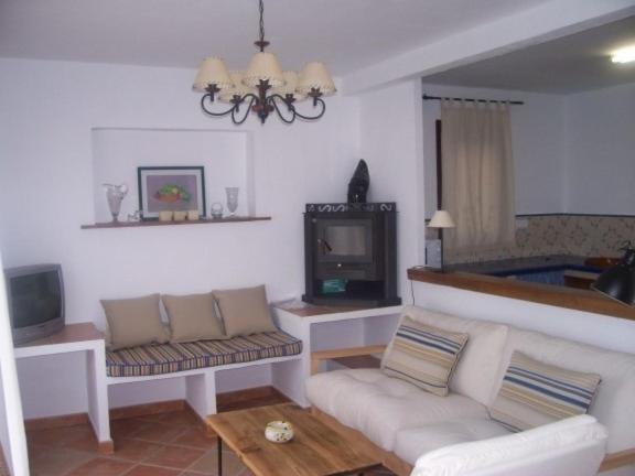 Casa De Abajo