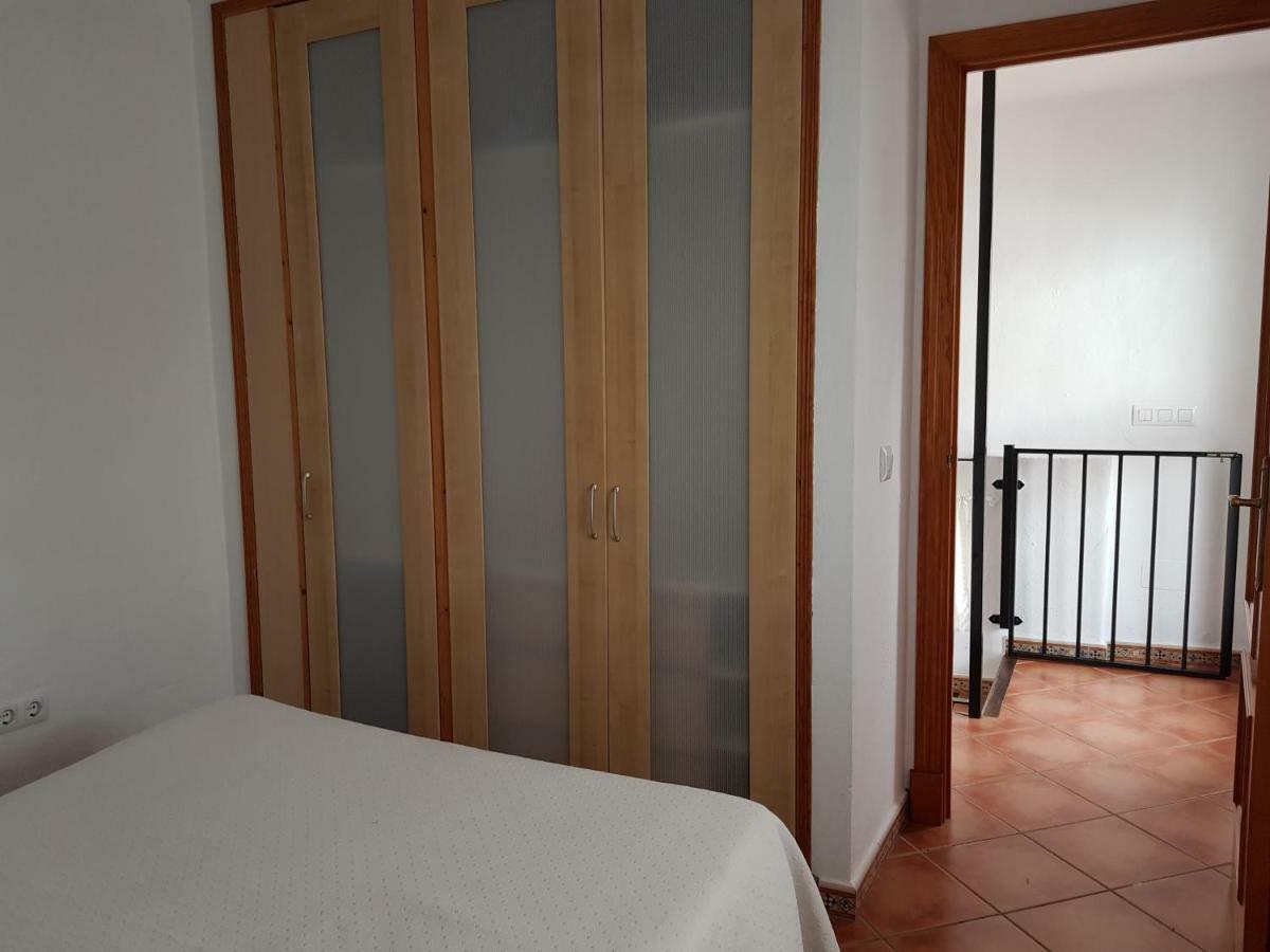 Casa De Abajo Holiday home Prado Del Rey